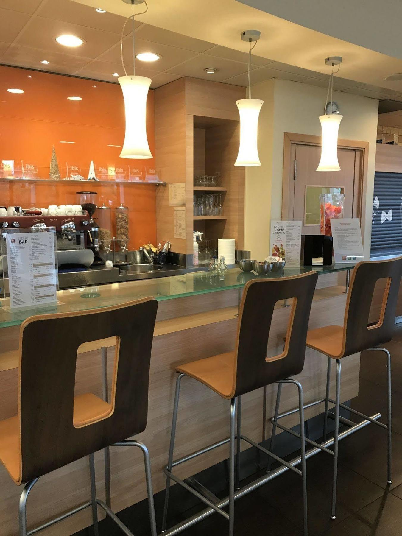 科莫宜必思酒店 格兰达泰 外观 照片